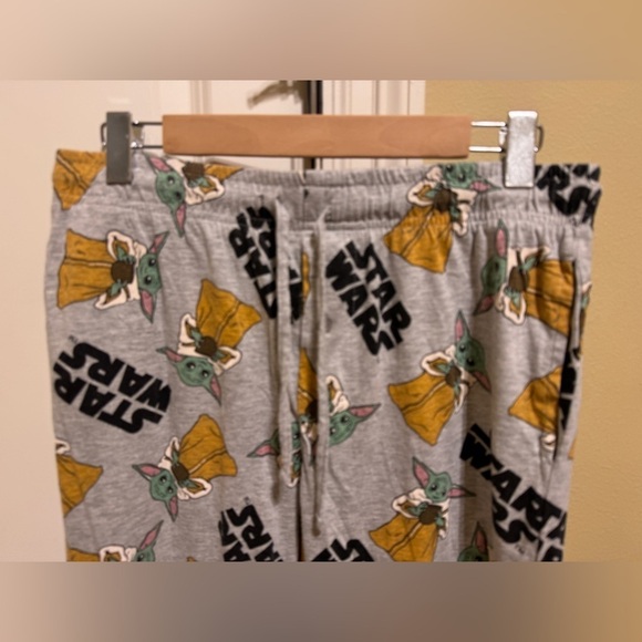 Star Wars Baby Yoda Eating Soup Men’s pajama Pants Sz M - Picture 2 of 8